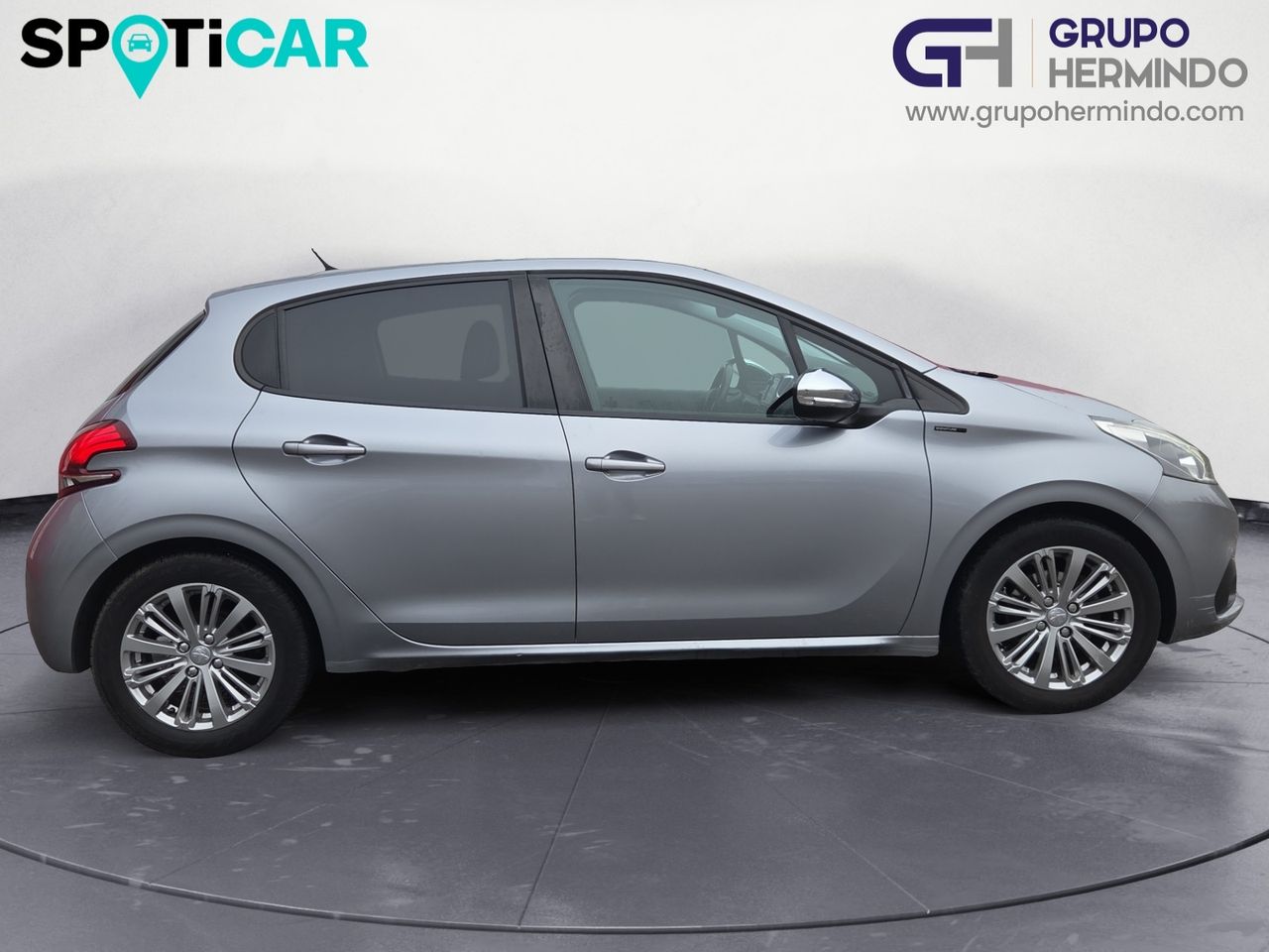 Peugeot 208 SIGNATURE PURE TECH 82 CV  - Foto 2