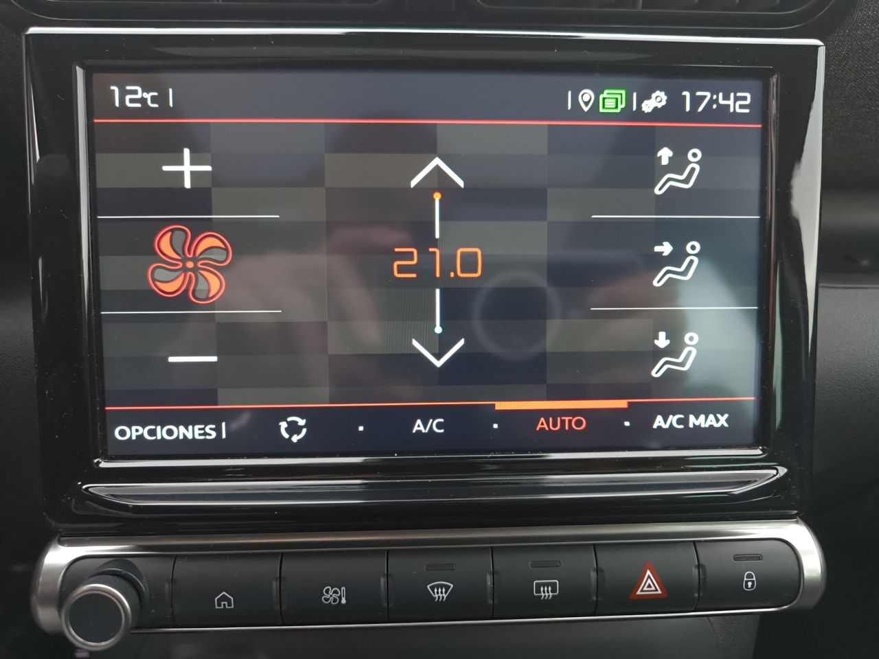 Citroën C3 Aircross BLUE HDI 110 CV SHINE PACK  - Foto 2