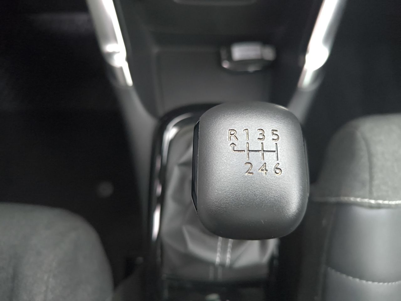 Citroën C3 Aircross BLUE HDI 110 CV SHINE PACK  - Foto 2