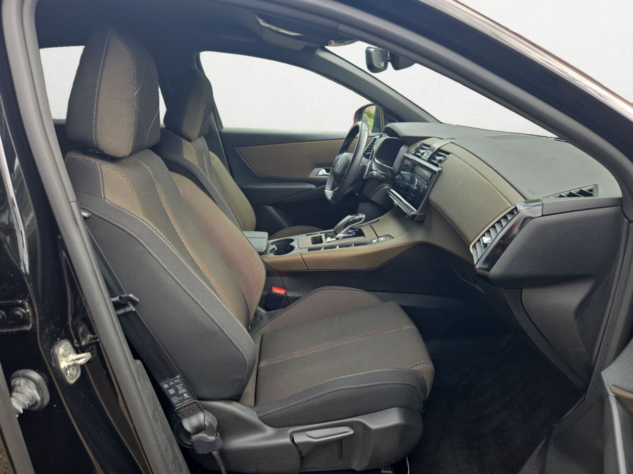 DS DS 7 BLUE HDI 130 CV AUT SO CHIC - Foto 2