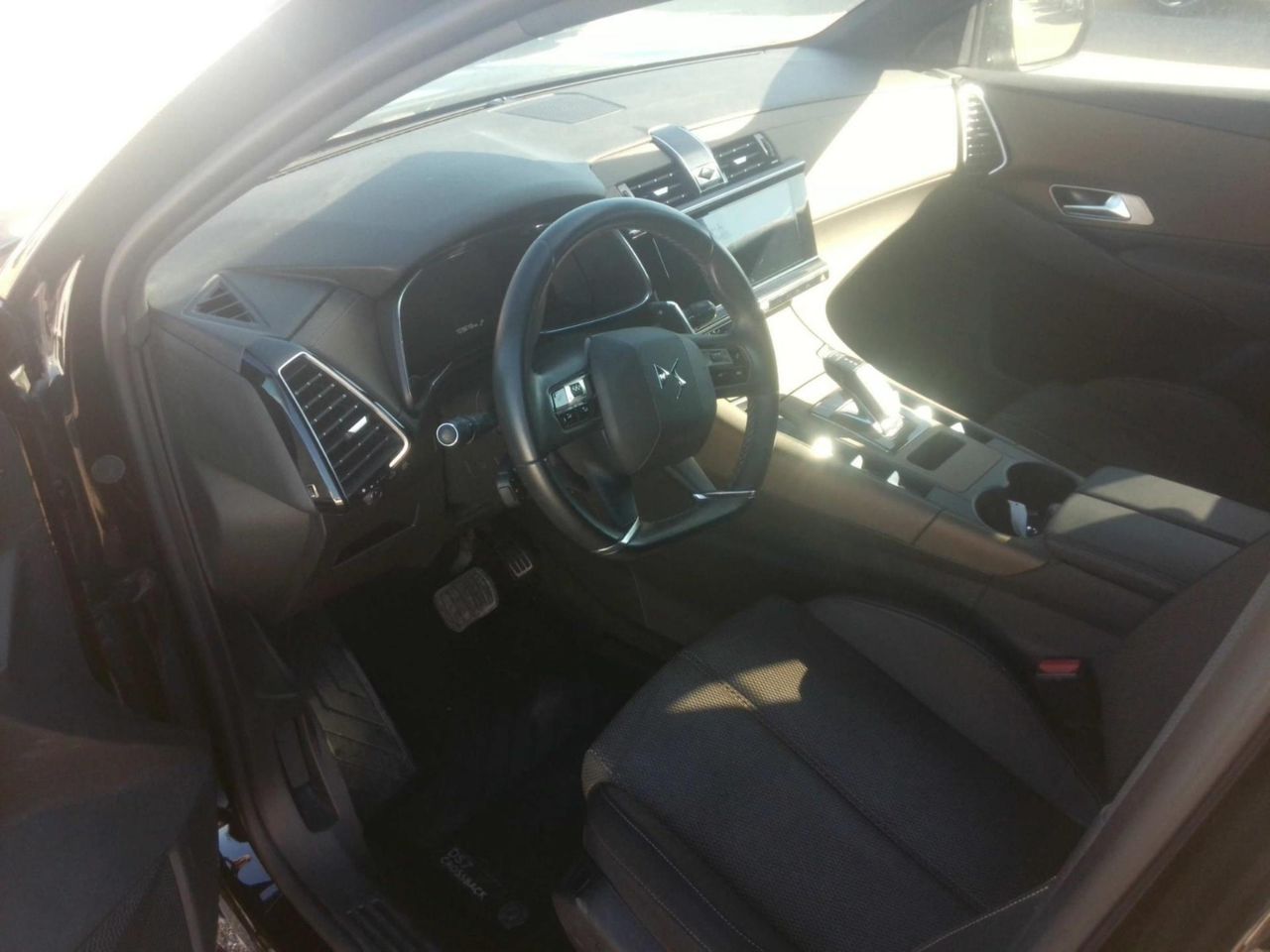 DS DS 7 Crossback BLUE HDI 130 CV AUT SO CHIC  - Foto 2