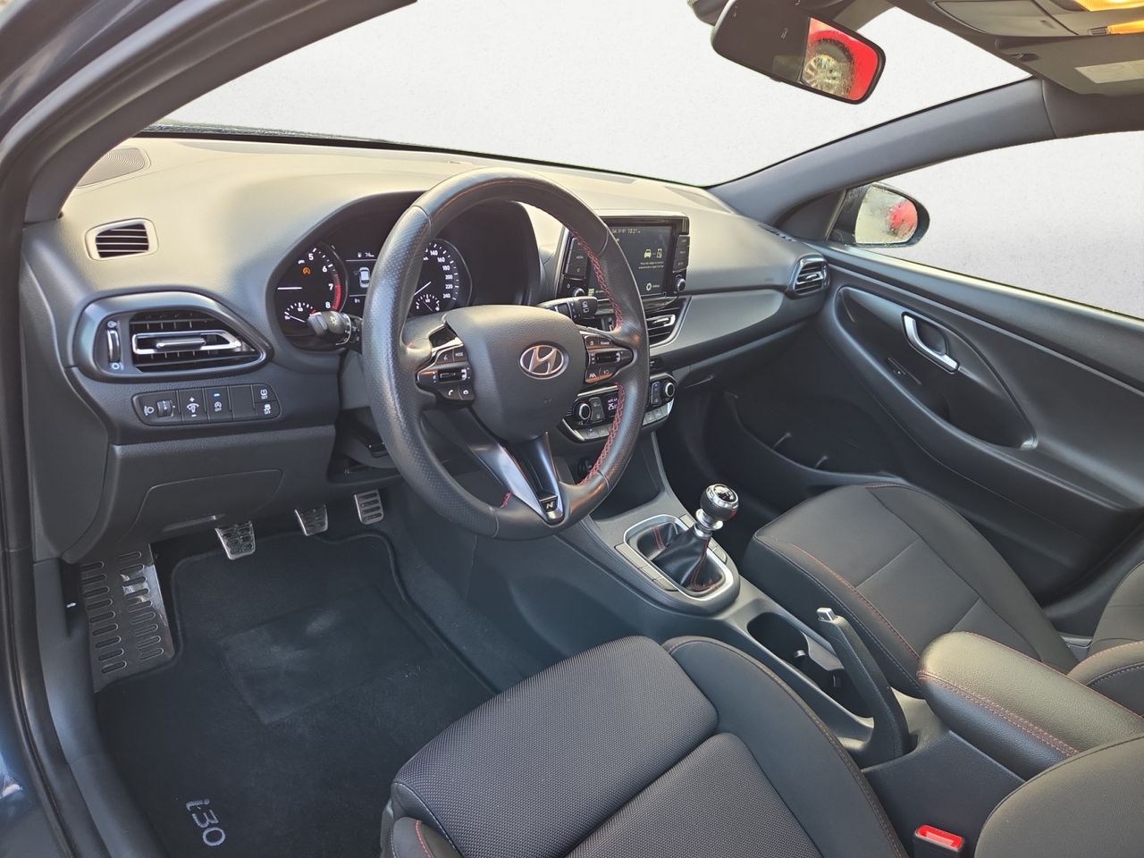 Hyundai i30 1.0 TGDI N LINE 30 ANIVERSARIO 120 CV - Foto 2