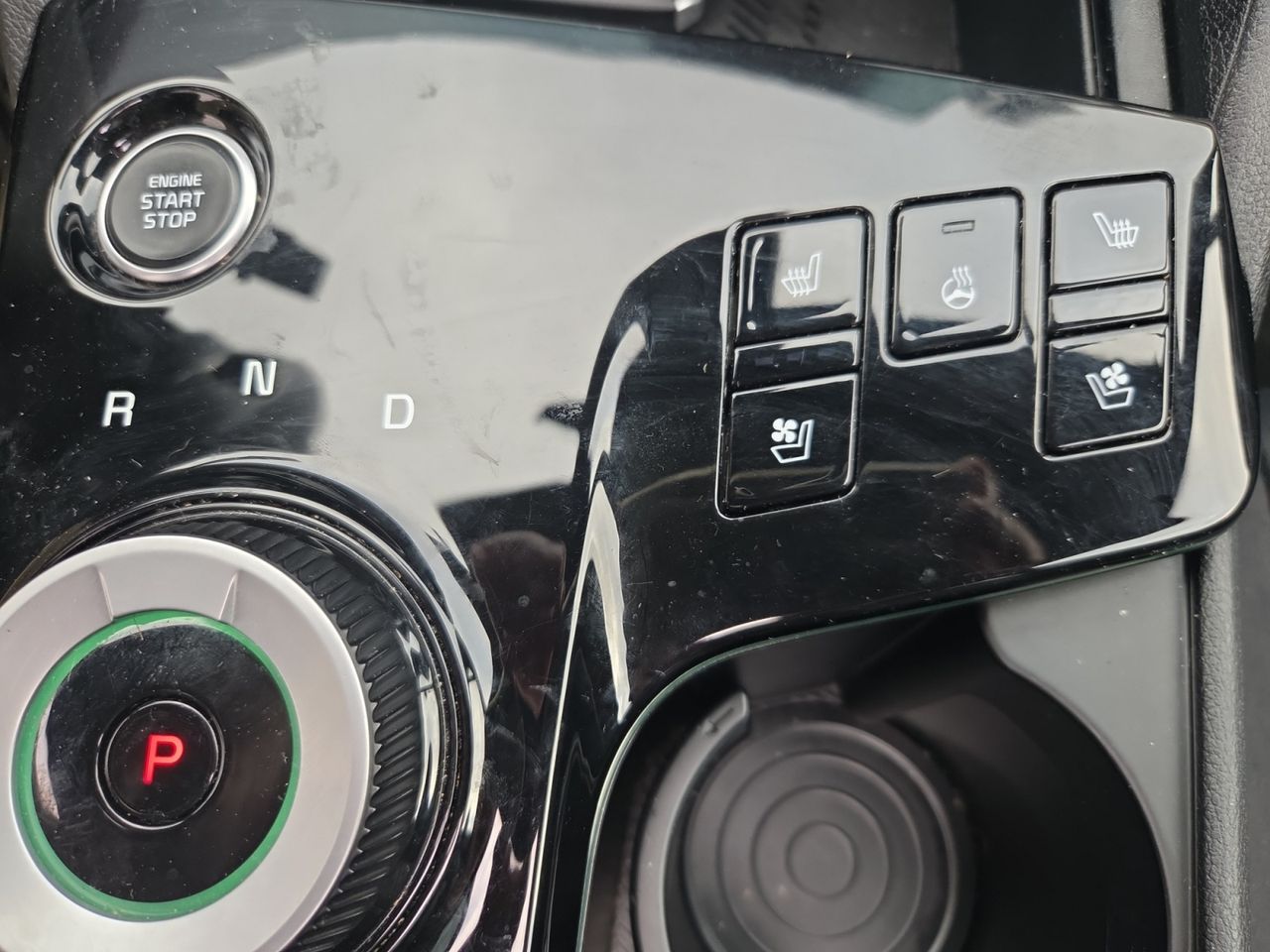 Kia Sportage 1.6 T GDI  HEV 171 KW 230 CV GT LINE 4X2 - Foto 2