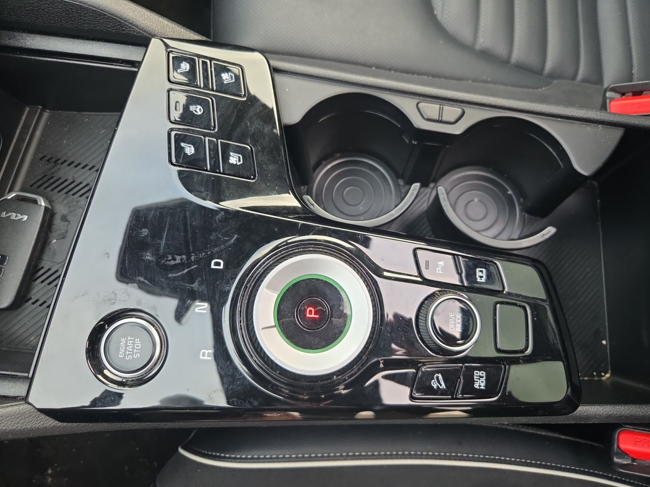 Kia Sportage 1.6 T GDI  HEV 171 KW 230 CV GT LINE 4X2 - Foto 2