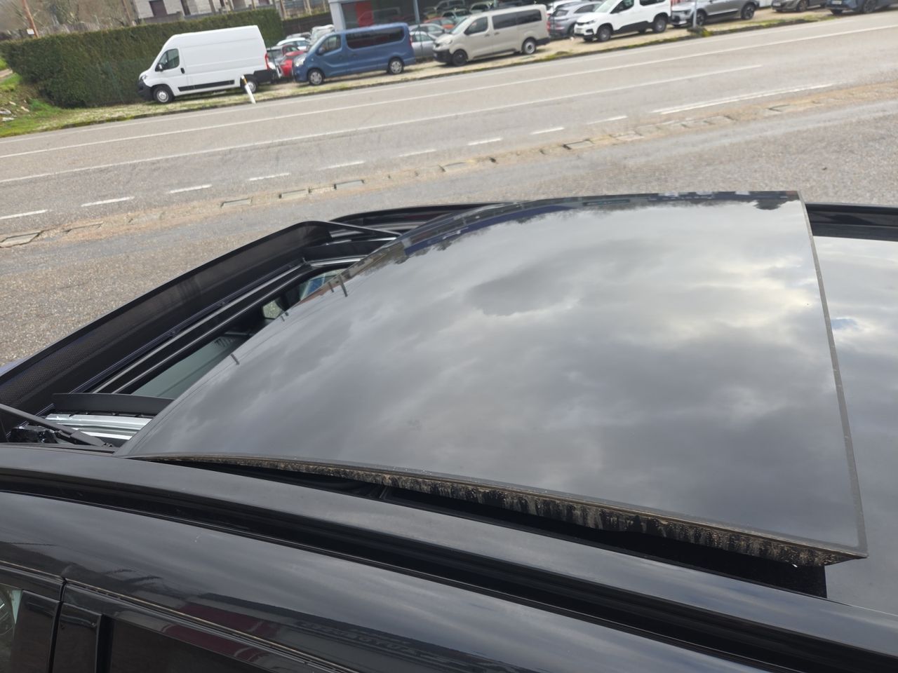 Kia Sportage 1.6 T GDI  HEV 171 KW 230 CV GT LINE 4X2 - Foto 2