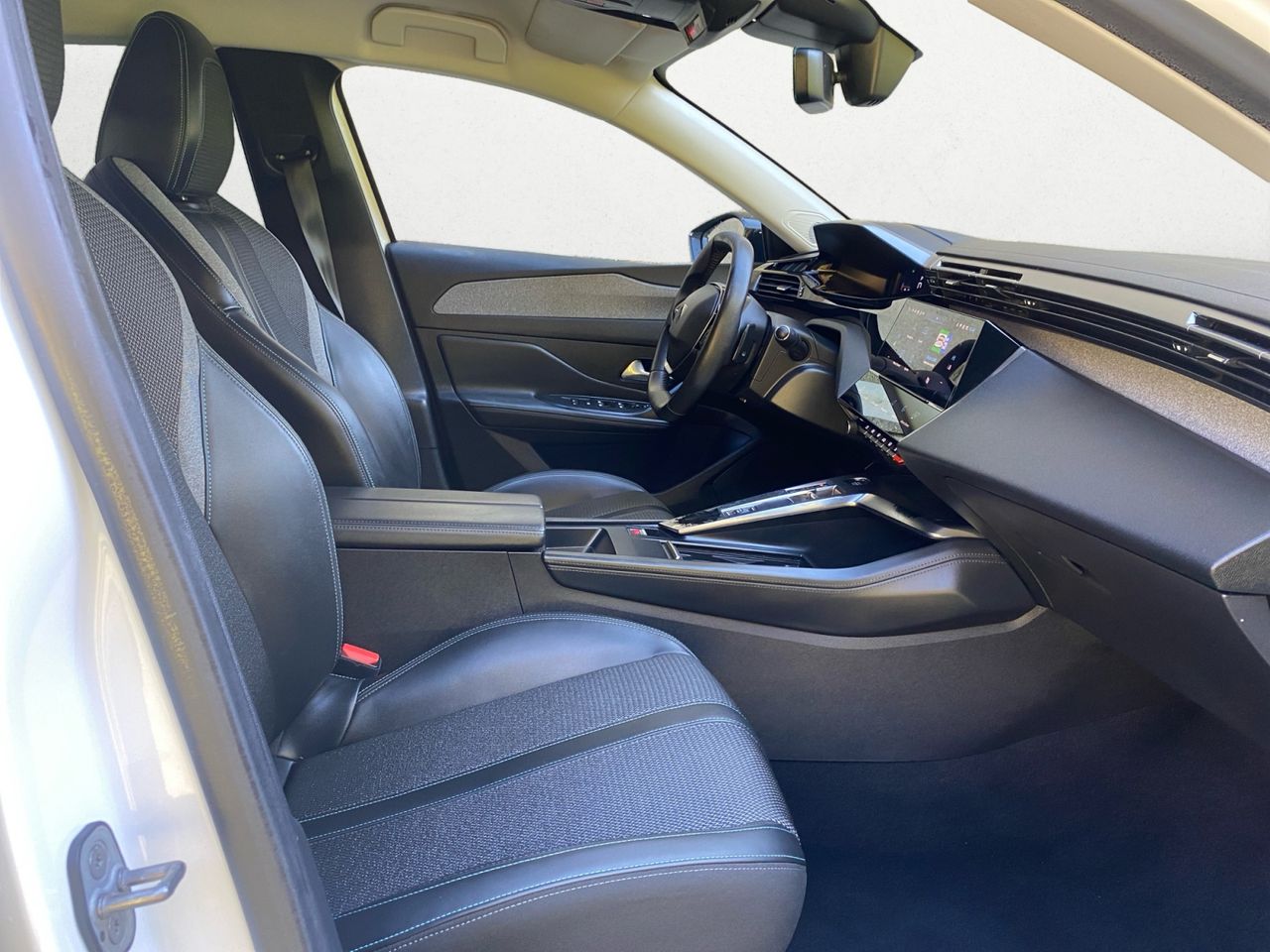 Peugeot 308 SW ALLURE BLUE HDI 130 CV EAT8 - Foto 2