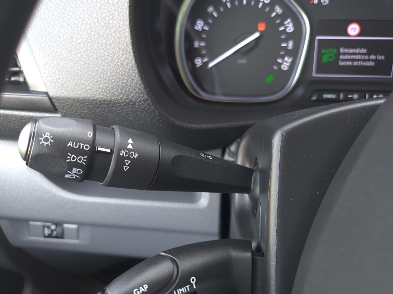 Peugeot Expert FURGON PREMIUM LONG BLUE HDI 100 CV - Foto 2