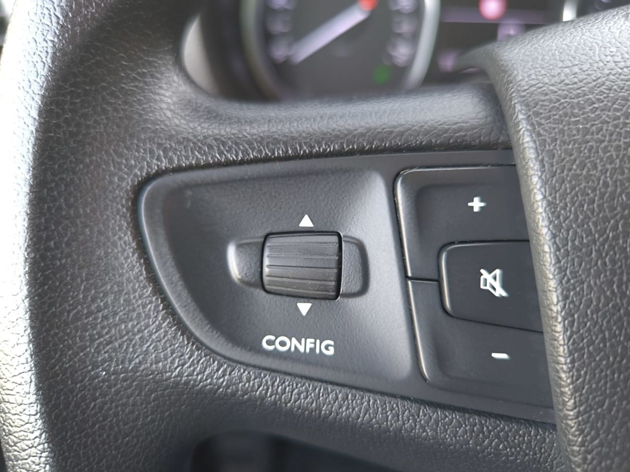 Peugeot Expert FURGON PREMIUM LONG BLUE HDI 100 CV - Foto 2