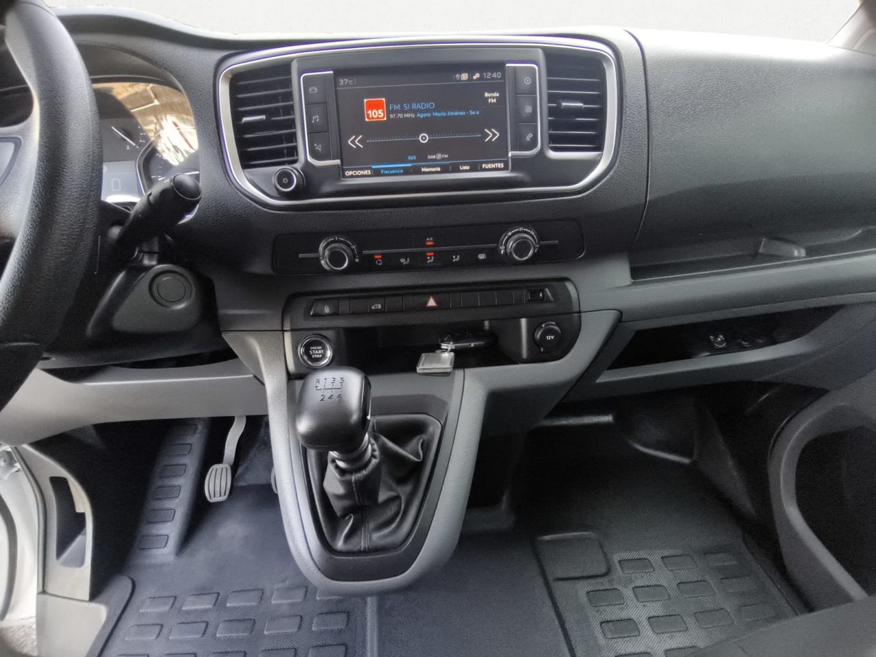 Peugeot Expert FURGON PREMIUM LONG BLUE HDI 100 CV - Foto 2