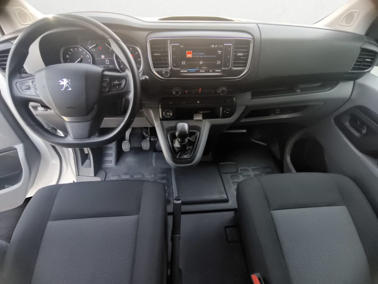 Peugeot Expert FURGON PREMIUM LONG BLUE HDI 100 CV - Foto 2