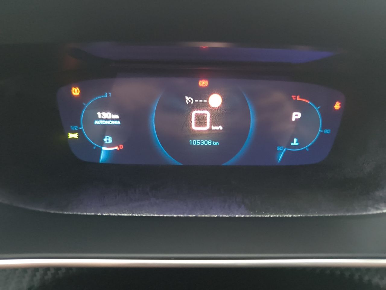 Peugeot 2008 GT LINE BLUE HDI 130 CV EAT8 - Foto 2