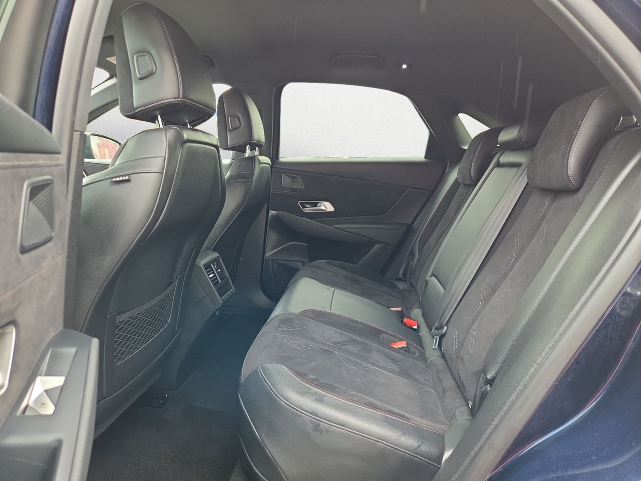 DS DS 7 Crossback DS 7 E TENSE 4X4 300 PERFORMANCE LINE - Foto 2