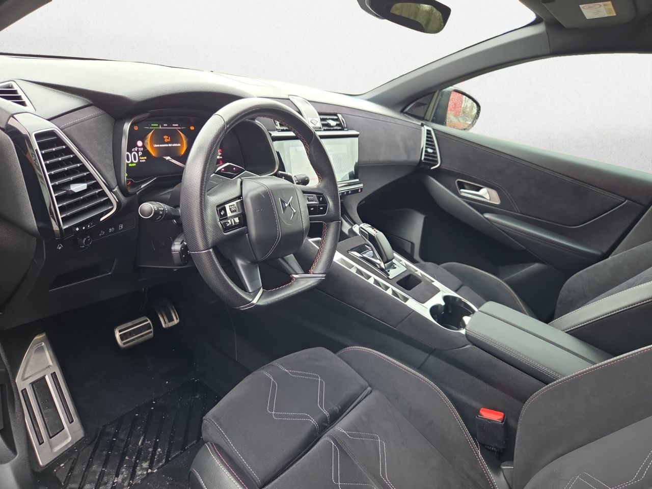 DS DS 7 Crossback DS 7 E TENSE 4X4 300 PERFORMANCE LINE - Foto 2