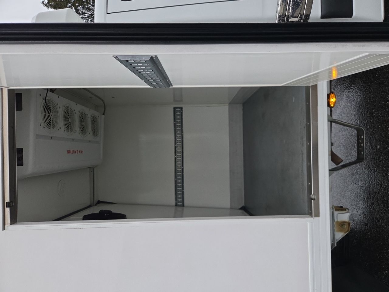 Mercedes Sprinter 514 CDI MEDIO 5.0 T+ CAJA FRIGORIFICA CON EQUIPO FRIO HWASUNG HT 500 - Foto 2