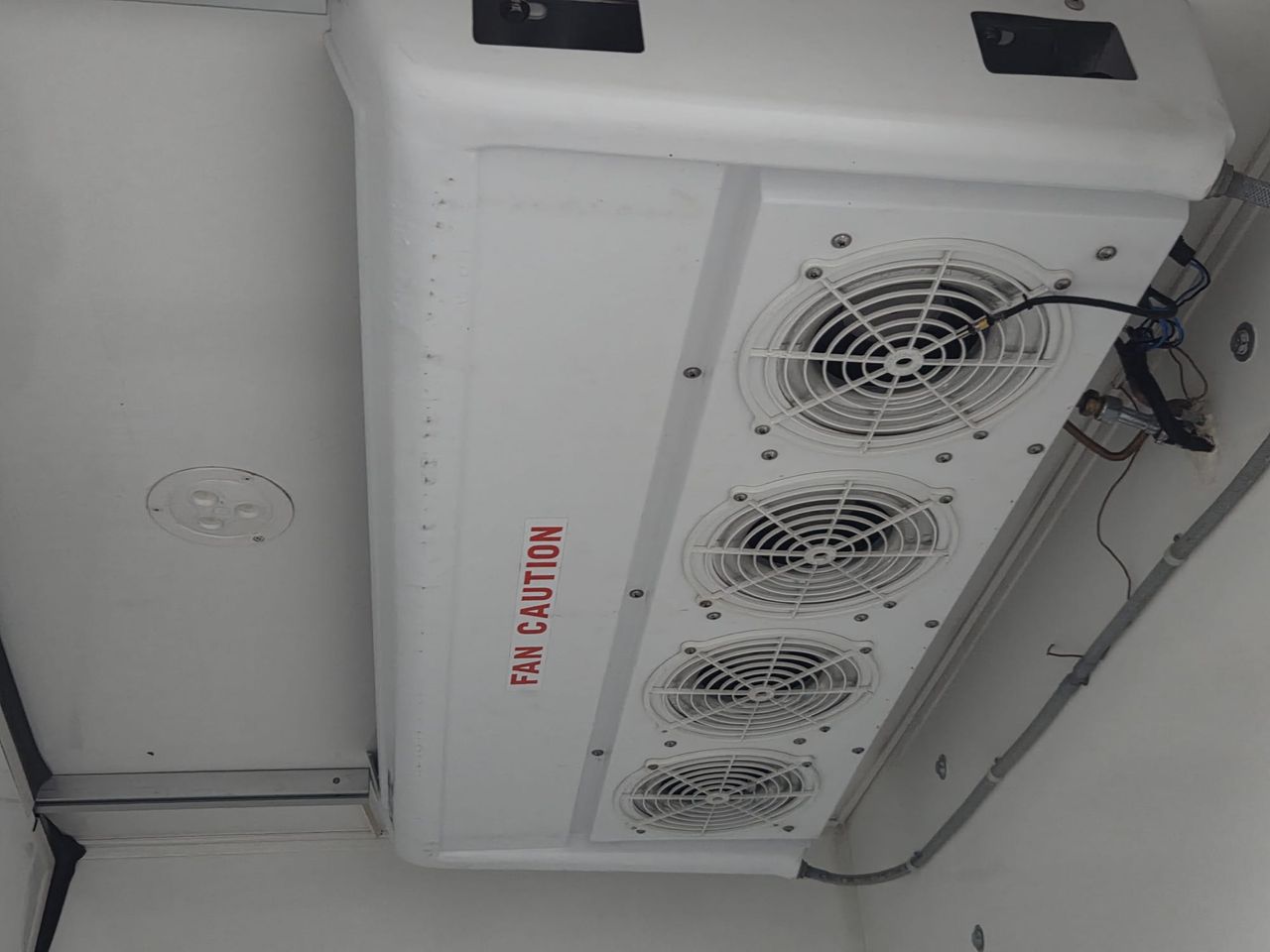 Mercedes Sprinter 514 CDI MEDIO 5.0 T+ CAJA FRIGORIFICA CON EQUIPO FRIO HWASUNG HT 500 - Foto 2