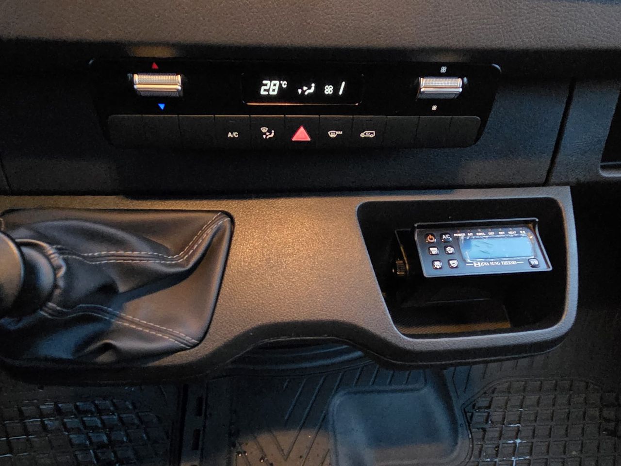 Mercedes Sprinter 514 CDI MEDIO 5.0 T+ CAJA FRIGORIFICA CON EQUIPO FRIO HWASUNG HT 500 - Foto 2