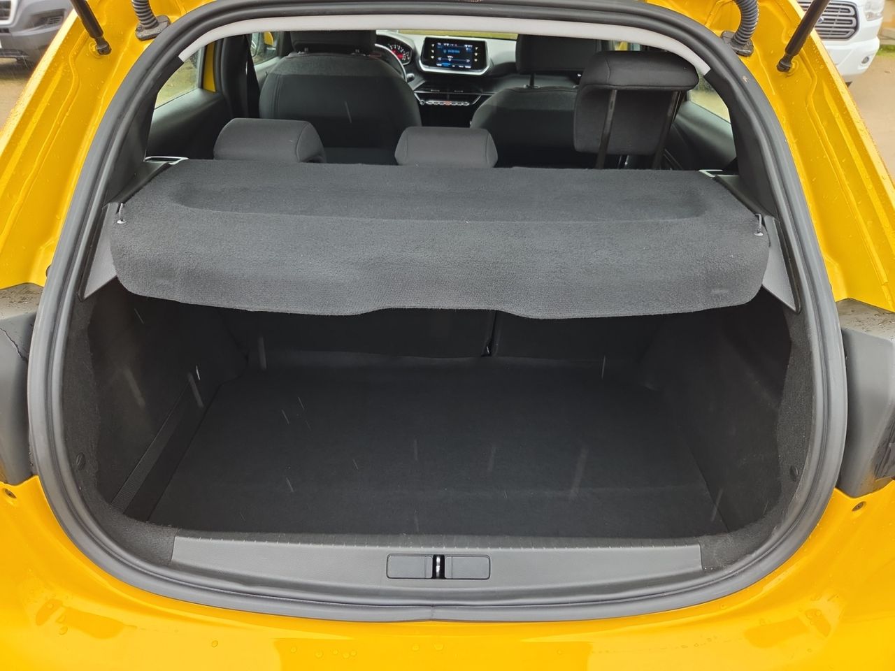 Peugeot 208 ALLURE PACK BLUE HDI 100 CV - Foto 2