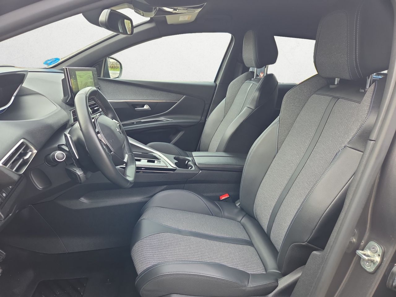 Peugeot 3008 Hybrid ALLURE PACK PLUG IN HYBRID 225 e EAT8 - Foto 2