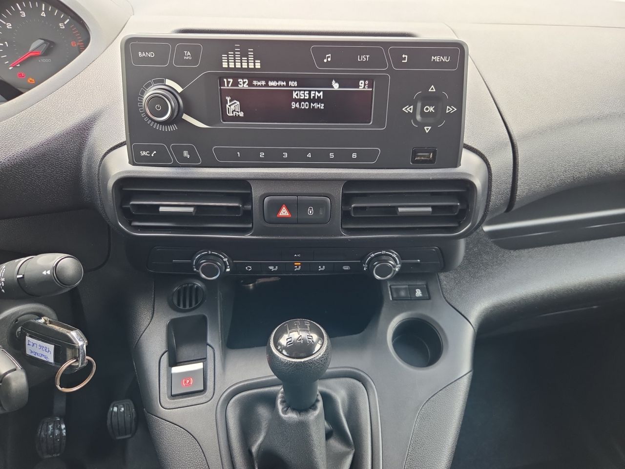 Peugeot Partner PRO STANDARD 600 KG BLUE HDI 100 CV - Foto 2