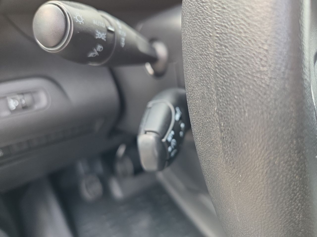 Peugeot Partner PRO STANDARD 600 KG BLUE HDI 100 CV - Foto 2