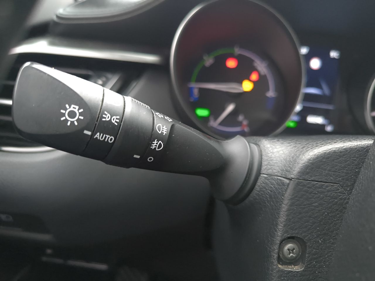 Toyota C-HR 1.8 125 H ADVANCE - Foto 2