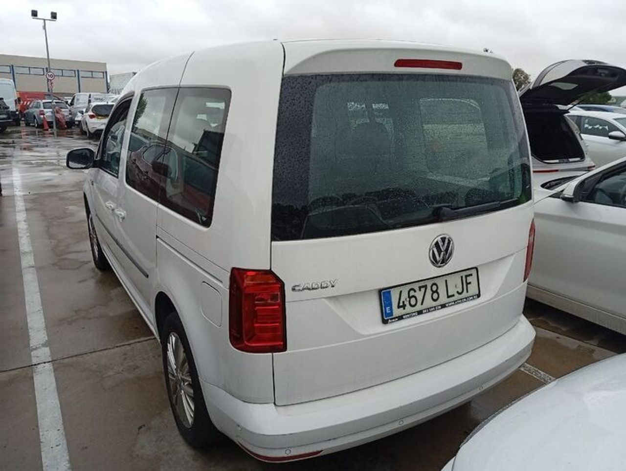 Volkswagen Caddy TRENDLINE 2.0 TDI 102 CV - Foto 2