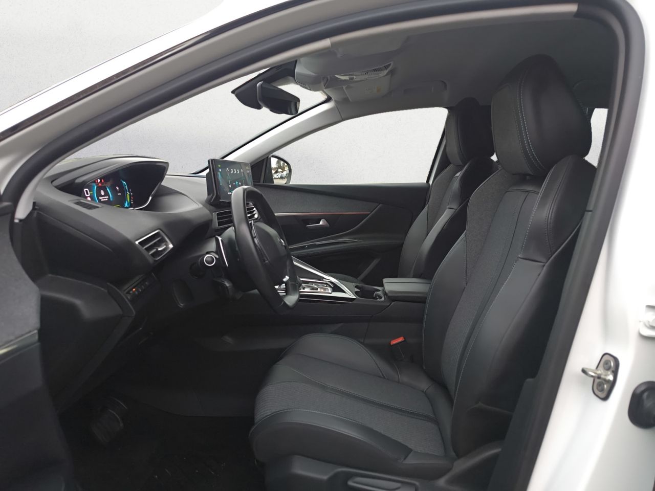 Peugeot 3008 Hybrid ALLURE PACK HYBRID 225 e EAT8 - Foto 2