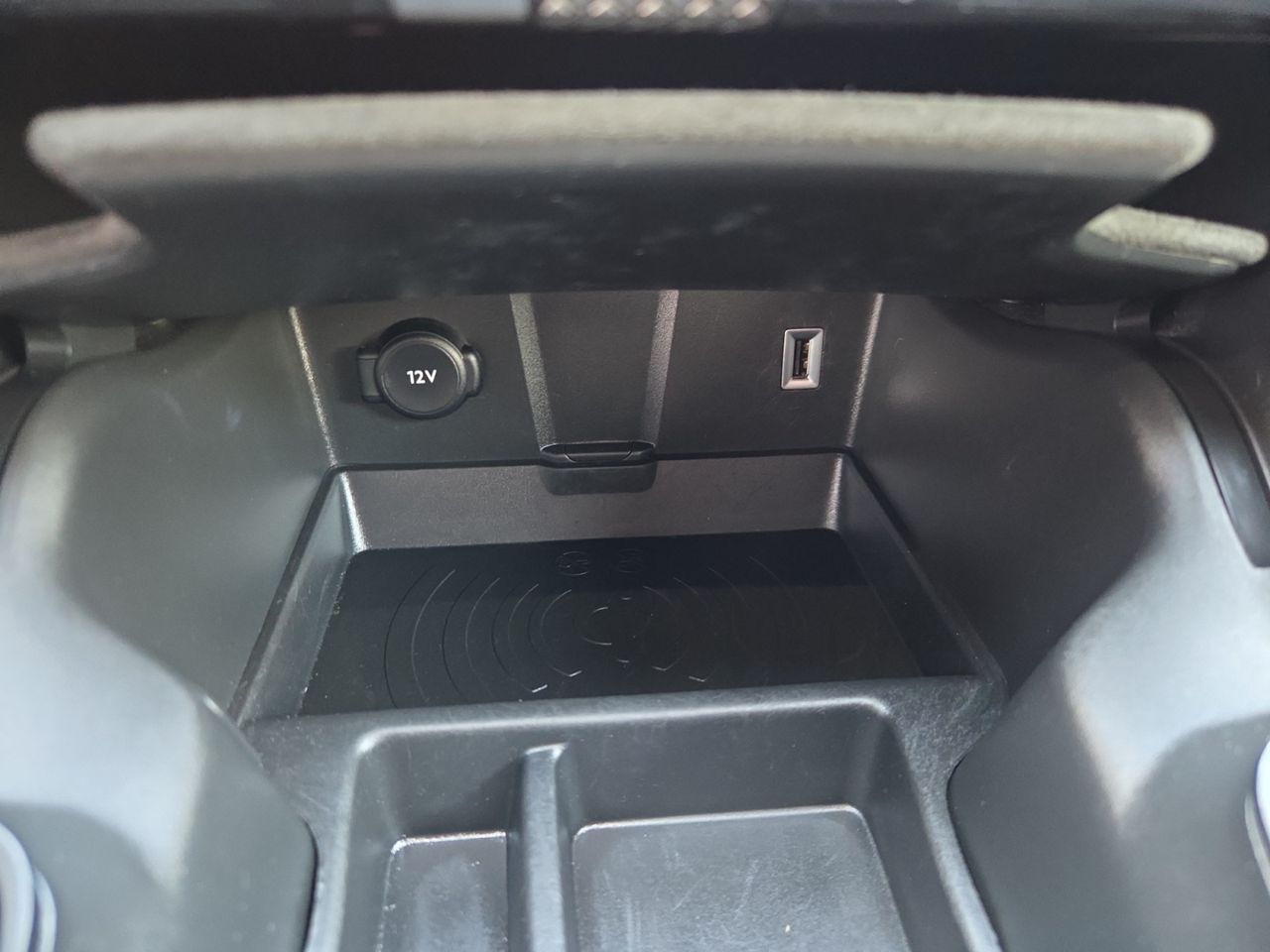 DS DS 7 Crossback BLUE HDI 180 CV AUT PERFORMANCE - Foto 2