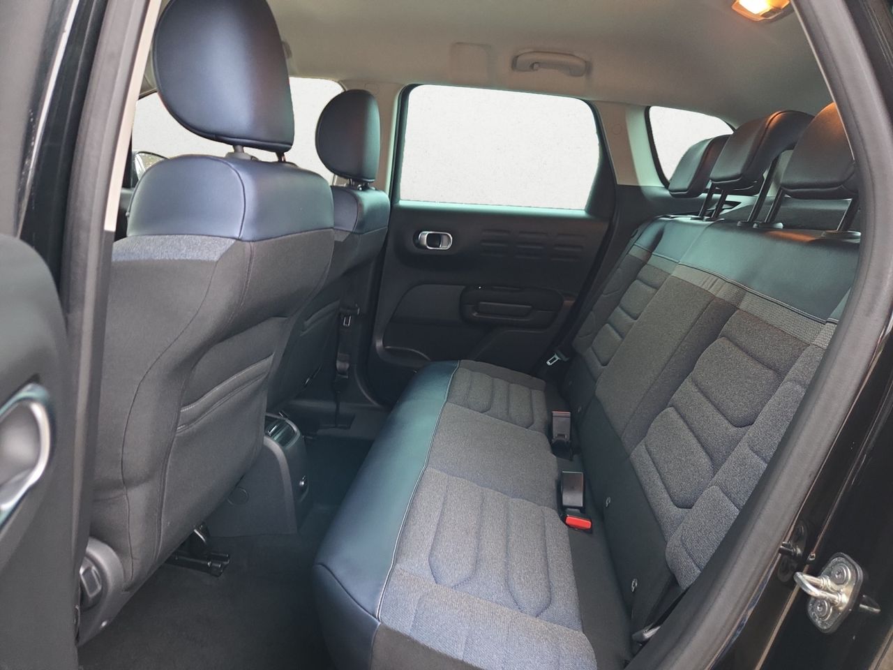 Citroën C3 Aircross PURE TECH 110 CV FEEL PACK - Foto 2