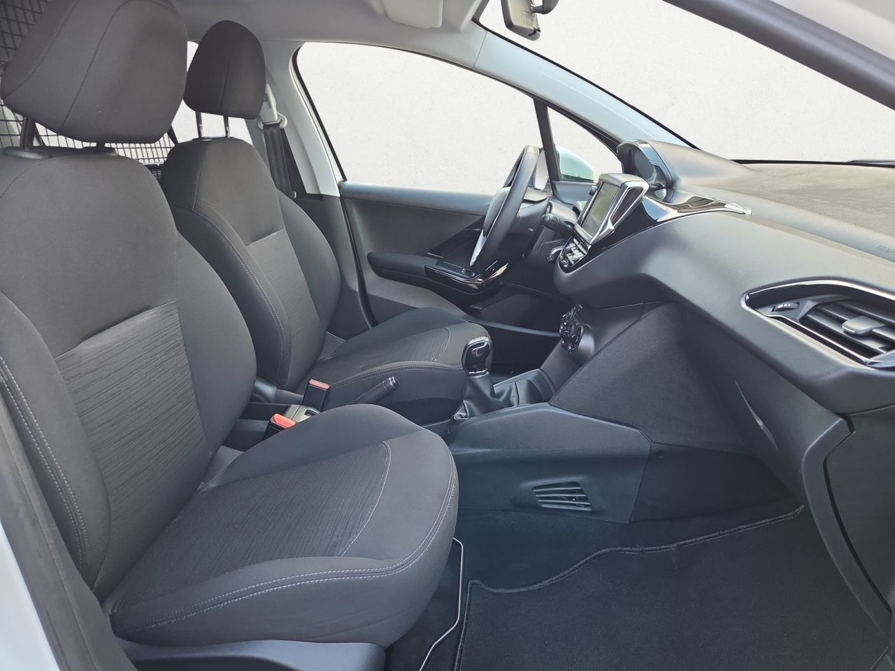 Peugeot 208 XAD ACTIVE BLUE HDI 100 CV - Foto 2