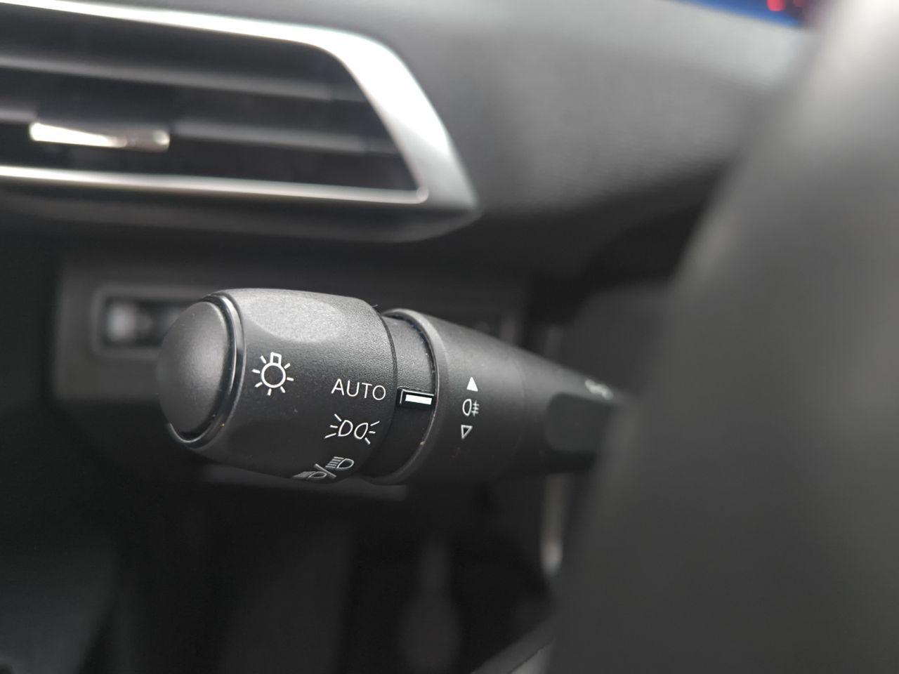 Peugeot 3008 ACTIVE PACK BLUE HDI 130 CV - Foto 2