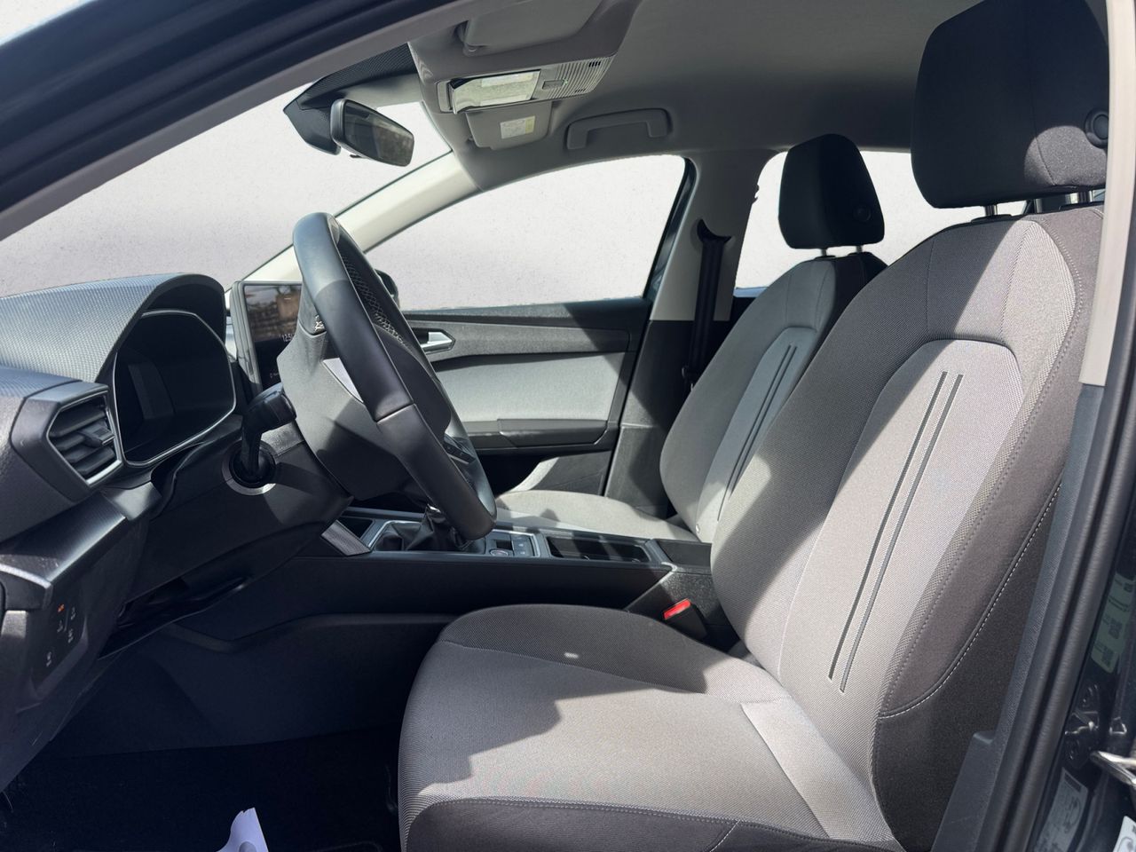 Seat Leon 1.5 TFSI STYLE XS 115 CV - Foto 2