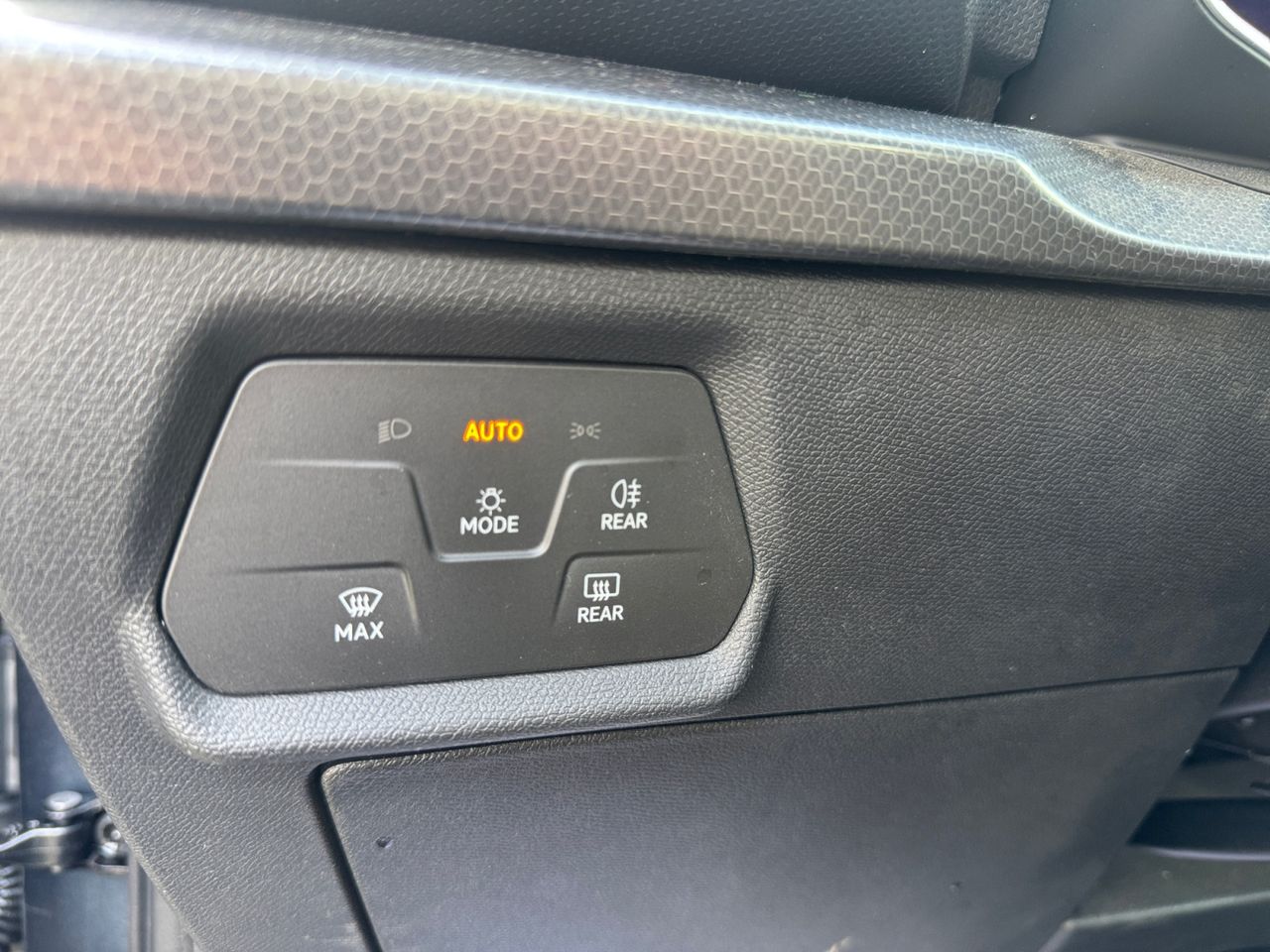 Seat Leon 1.5 TFSI STYLE XS 115 CV - Foto 2