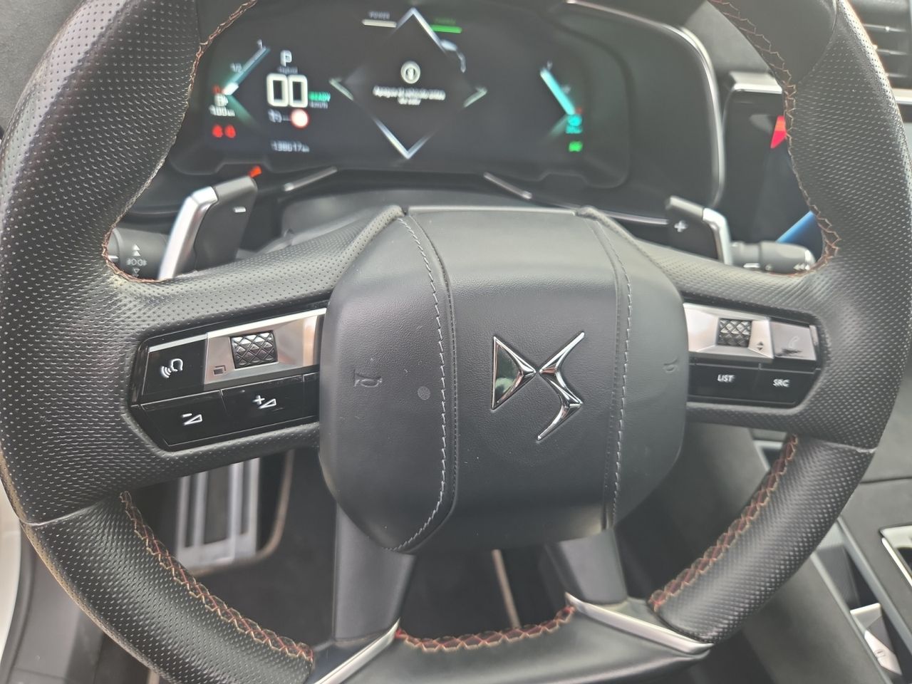 DS DS 7 Crossback E TENSE 300 4X4 PERFORMANCE LINE - Foto 2