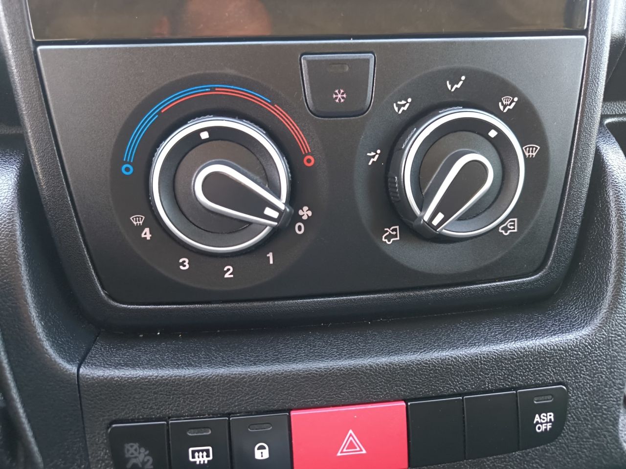 Citroën Jumper FG 35 L3 H2 BLUE HDI 140 CV 6 VEL - Foto 2