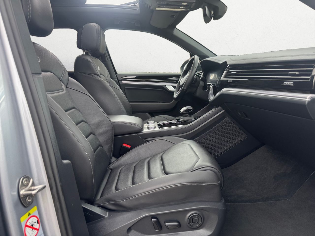 Volkswagen Touareg 3.0 TDI V6 R LINE TIPTRONIC 4 MOTION 231 CV - Foto 2