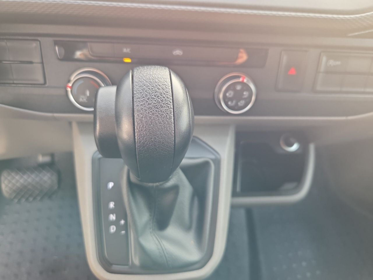 Volkswagen Transporter FURGON 2.0 TDI BMT 4 MOTION DSG 150 CV - Foto 2