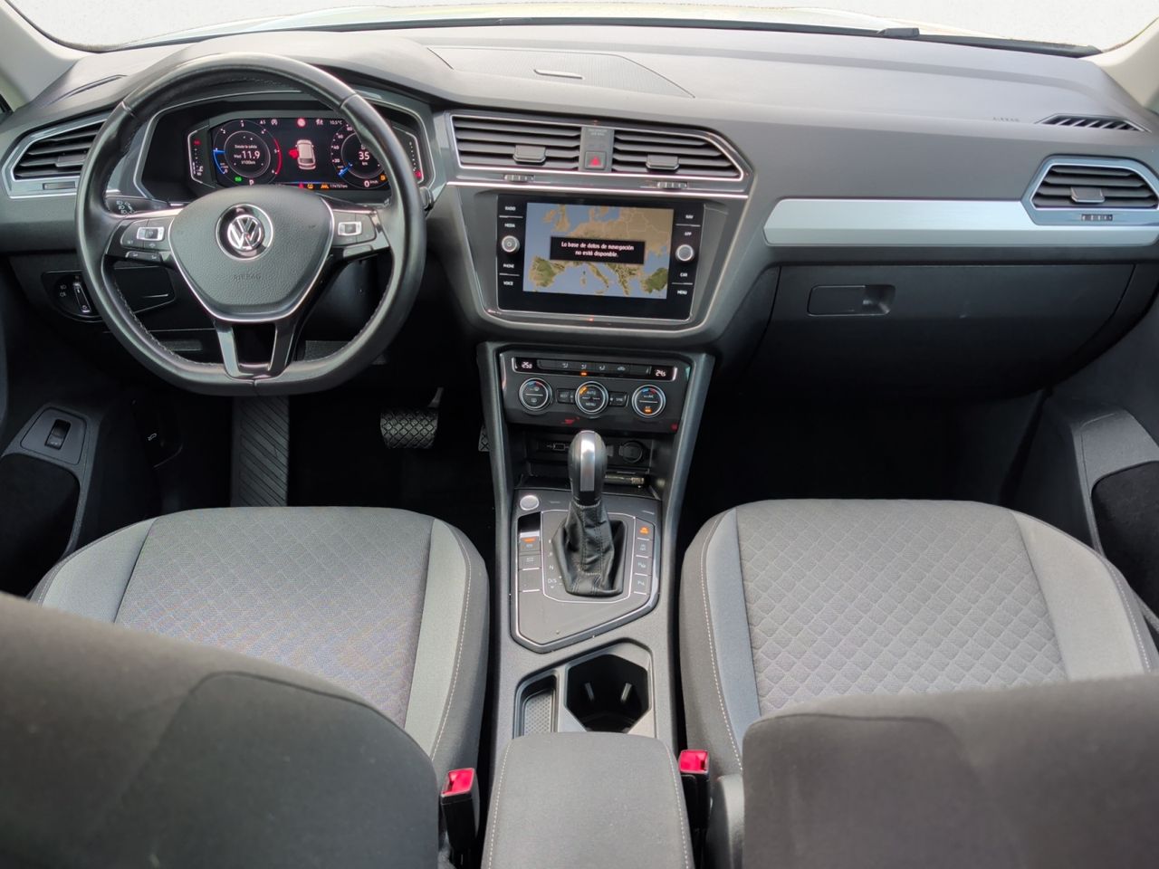 Volkswagen Tiguan 2.0 TDI BMT ADVANCE DSG 150 CV - Foto 2