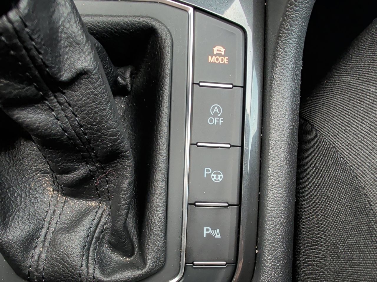 Volkswagen Tiguan 2.0 TDI BMT ADVANCE DSG 150 CV - Foto 2