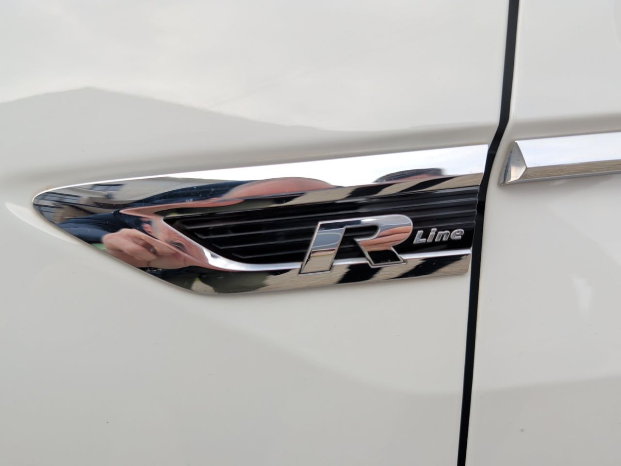 Volkswagen Tiguan 2.0 TDI BMT ADVANCE DSG 150 CV - Foto 2