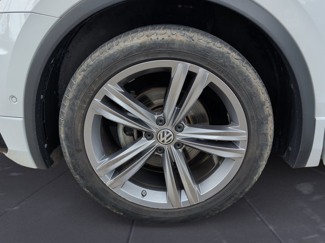 Volkswagen Tiguan 2.0 TDI BMT ADVANCE DSG 150 CV - Foto 2