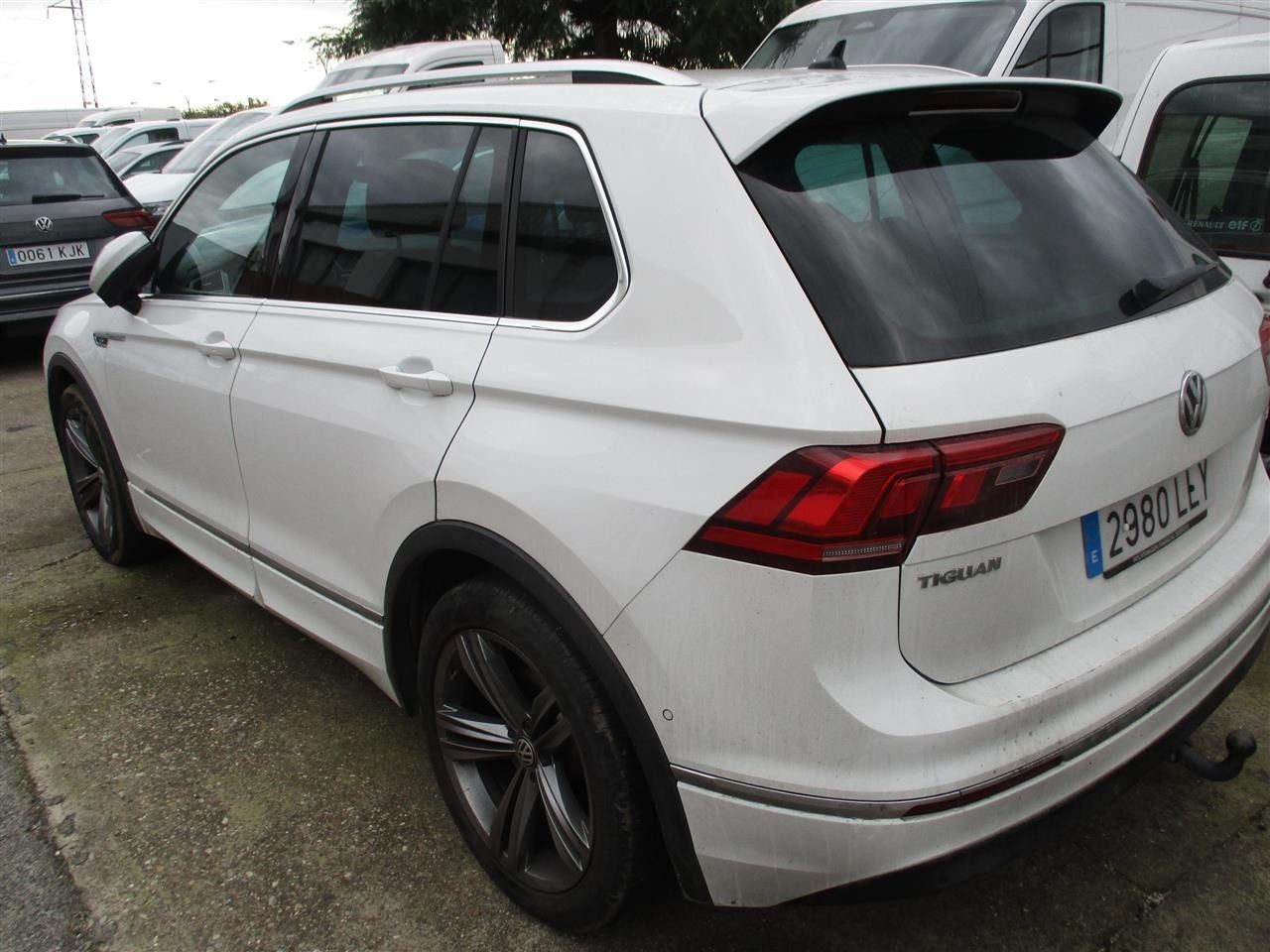 Volkswagen Tiguan 2.0 TDI BMT ADVANCE DSG 150 CV - Foto 2