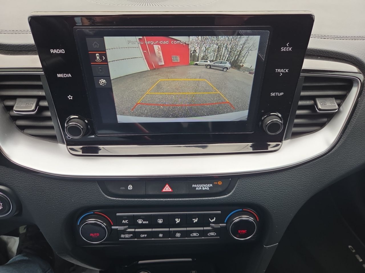 Kia XCeed 1.6 GDI PHEV 104 KW 141 CV e DRIVE - Foto 2