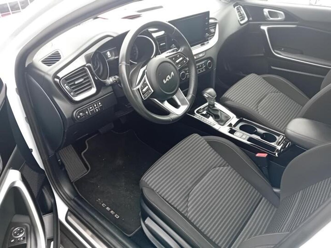 Kia XCeed 1.6 GDI PHEV 104 KW 141 CV e DRIVE - Foto 2