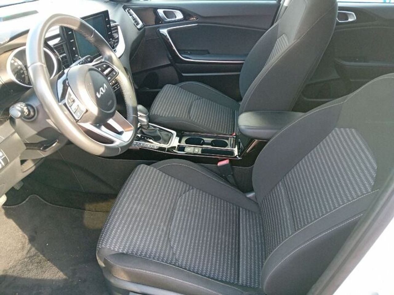 Kia XCeed 1.6 GDI PHEV 104 KW 141 CV e DRIVE - Foto 2