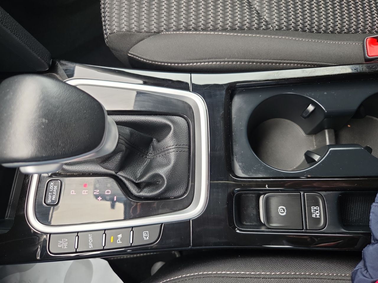 Kia XCeed 1.6 GDI PHEV 104 KW 141 CV e DRIVE - Foto 2