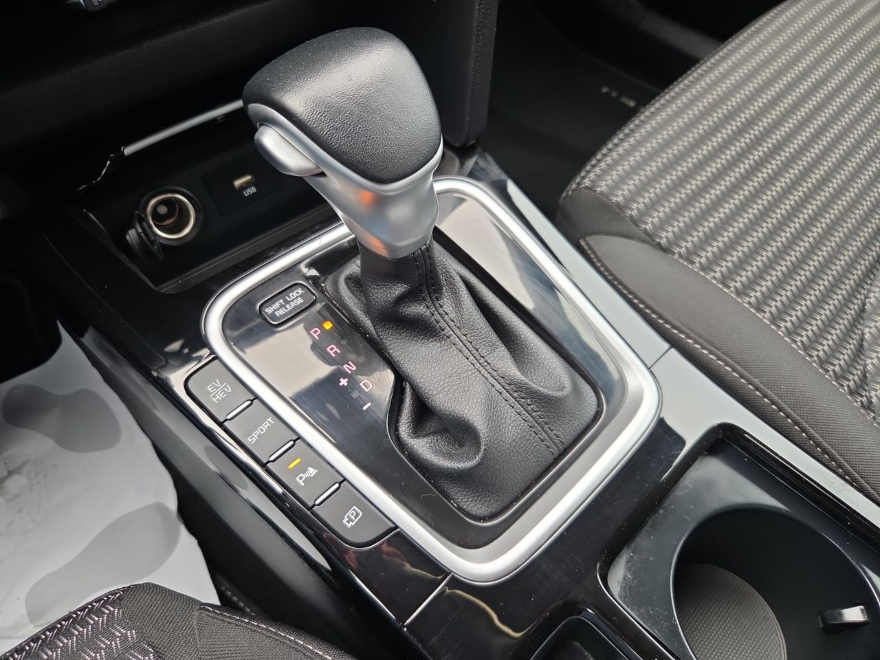 Kia XCeed 1.6 GDI PHEV 104 KW 141 CV e DRIVE - Foto 2