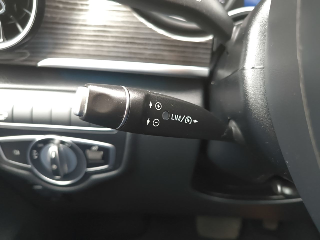 Mercedes Clase V 220 D AVANTGARDE LARGO 8 PLAZAS, PAQ DEPORTIVO AVANTGARDE,360,TEMPMATIK - Foto 2