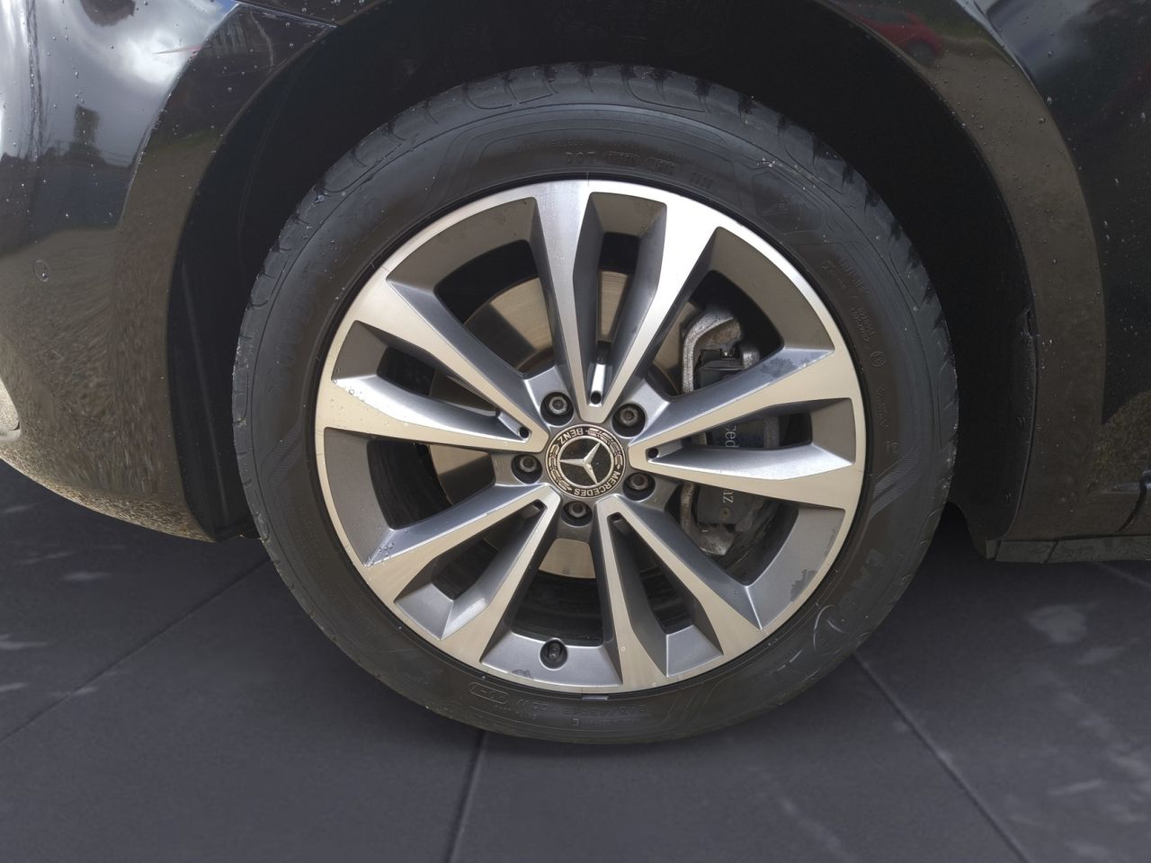 Mercedes Clase V 220 D AVANTGARDE LARGO 8 PLAZAS, PAQ DEPORTIVO AVANTGARDE,360,TEMPMATIK - Foto 2