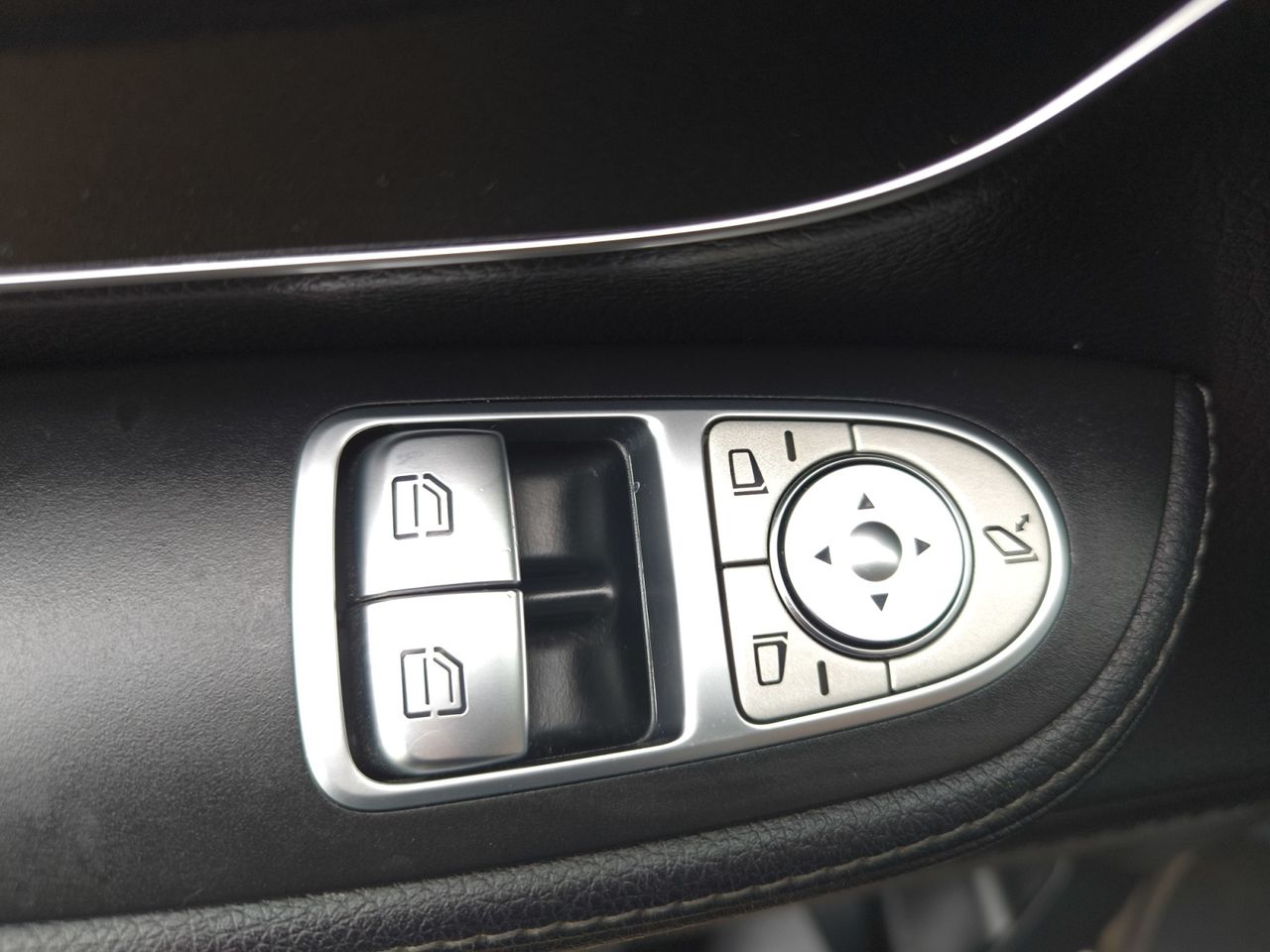 Mercedes Clase V 220 D AVANTGARDE LARGO 8 PLAZAS, PAQ DEPORTIVO AVANTGARDE,360,TEMPMATIK - Foto 2